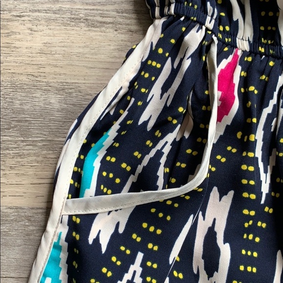 Women's Francesca’s Strapless Dress With Pockets Medium - Picture 4 of 8